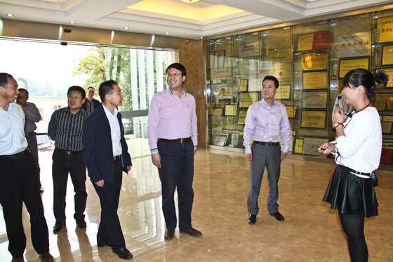 杭州亞運(yùn)會(huì)官方靈芝產(chǎn)品供應(yīng)商|杭州亞運(yùn)會(huì)官方供應(yīng)商|中國靈芝十大品牌|仙客來靈芝|仙客來靈芝破壁孢子粉|仙客來孢子油|仙客來靈芝飲片|仙客來破壁孢子粉|靈芝孢子油|孢子粉|靈芝破壁孢子粉|靈芝|中華老字號(hào)