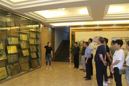 中國(guó)靈芝十大品牌|仙客來(lái)靈芝|仙客來(lái)靈芝破壁孢子粉|仙客來(lái)孢子油|仙客來(lái)靈芝飲片|仙客來(lái)破壁孢子粉|仙客來(lái)靈芝中藥飲片|馳名商標(biāo)|m.sinishell.cn|