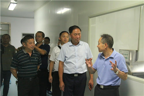 中國(guó)靈芝十大品牌|仙客來(lái)靈芝|仙客來(lái)靈芝破壁孢子粉|仙客來(lái)孢子油|仙客來(lái)靈芝飲片|仙客來(lái)破壁孢子粉|仙客來(lái)靈芝中藥飲片|馳名商標(biāo)|m.sinishell.cn|