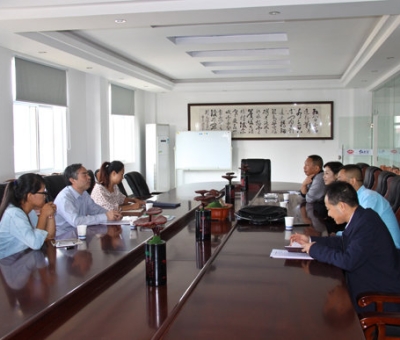 江西省政府決策咨詢委員會(huì)秘書處處長(zhǎng)李鵬飛一行蒞臨仙客來公司調(diào)研、考察科技創(chuàng)新